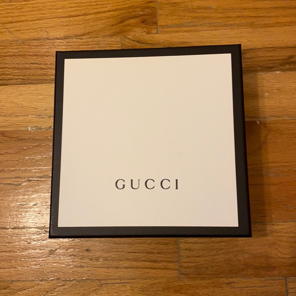 Gucci gift box